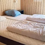 Semesterbostad 4 Star Holiday Home In Vaeggerlose Bøtø By