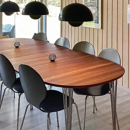 10 Person In Vaeggerlose-by Traum Feriehus Bøtø By