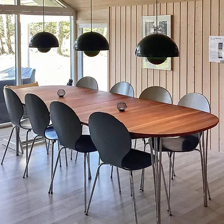 10 Person In Vaeggerlose-by Traum *